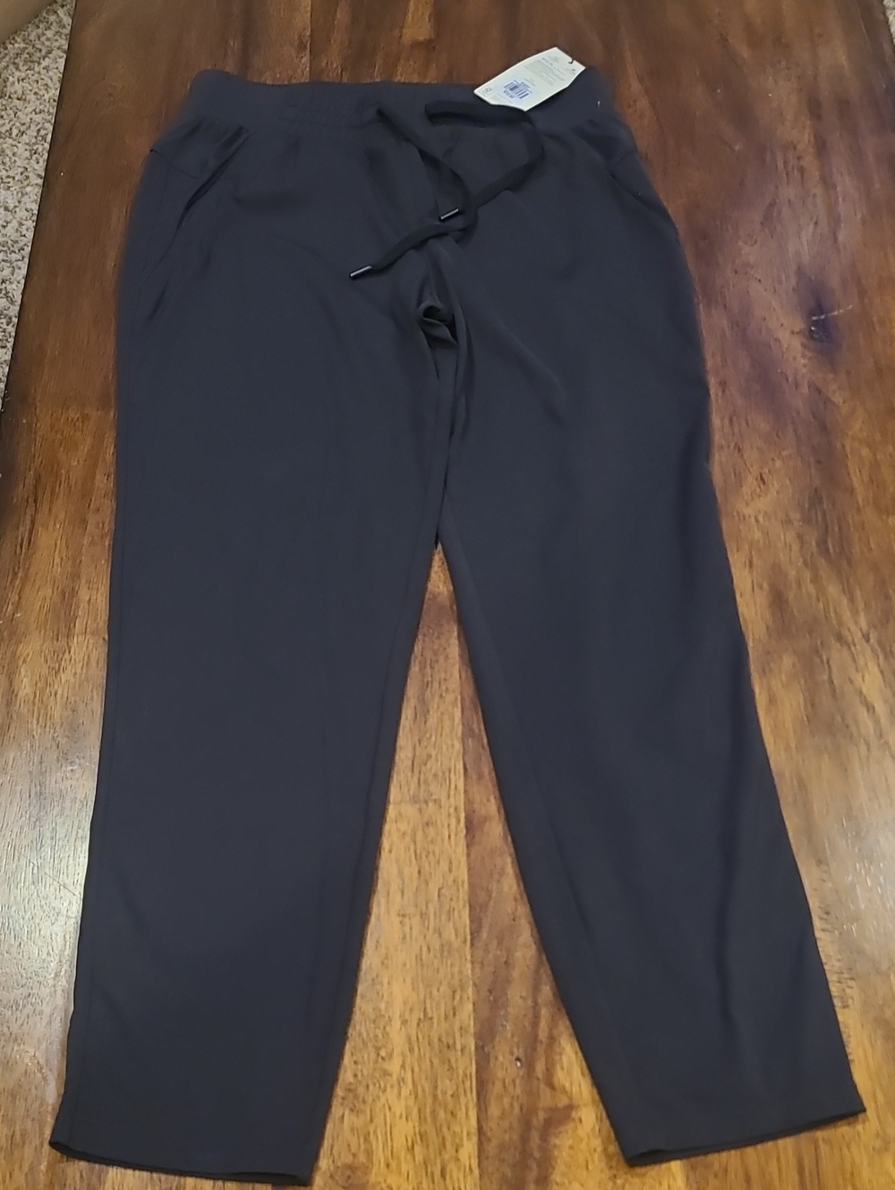 CALIA Women's Effortless TrueLight Tapered Pant Size Xs. NEW WITH TAGS
